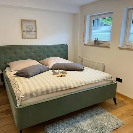 Ferien- Und Business Apartment Cadolzburg Buitenkant foto